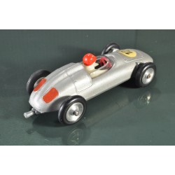 Solido "Serie 100" 117 1:43 Porsche FII F2 - argent 12