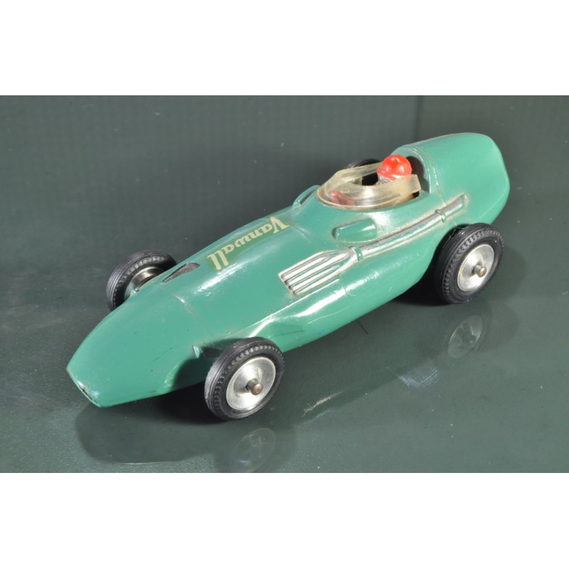 Solido "Serie 100" 104 1:43 Vanwall F1 - vert 4