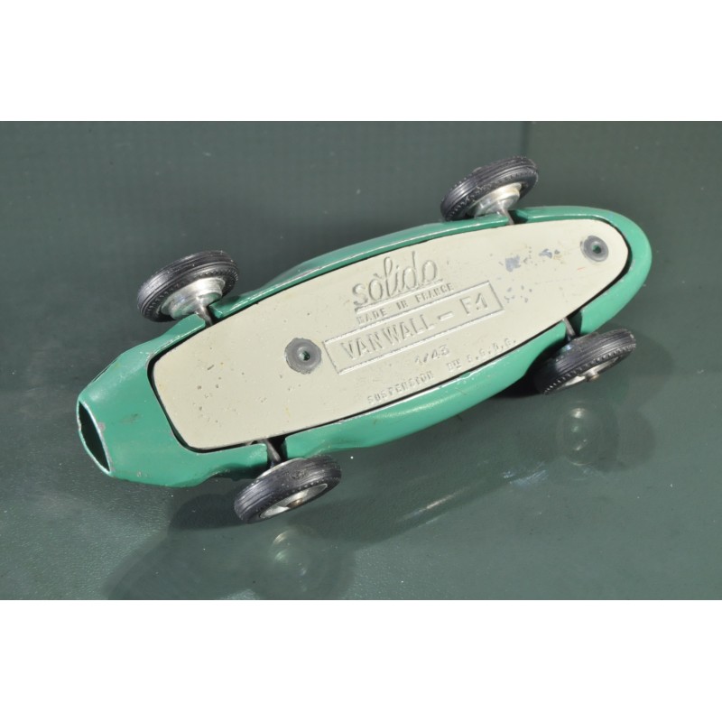 SOLIDO REF 104 VANWALL （②green） SOLIDO REF 104 VANWALL （②green） SOLIDO 104 Scale 1/43