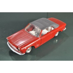 Solido "Serie 100" 133 1:43 Fiat 2300S Cabriolet Ghia - rouge