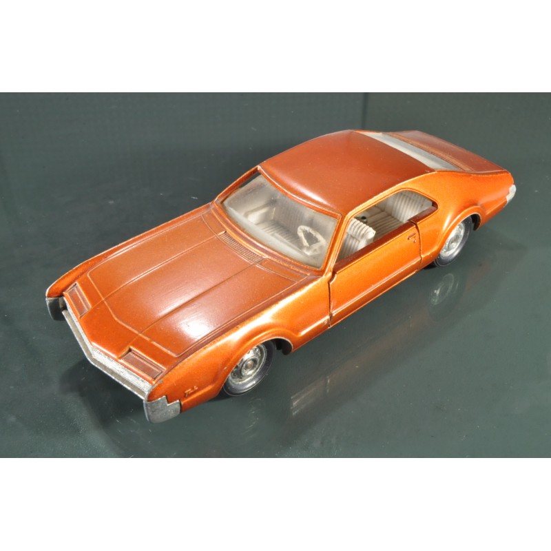 Solido "Serie 100" 150 1:43 Oldsmobile Toronado - bronze