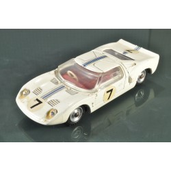 Dinky Toys GB 215 Ford GT40...