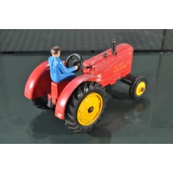 Dinky Toys GB 300 Massey Ferguson Tractor