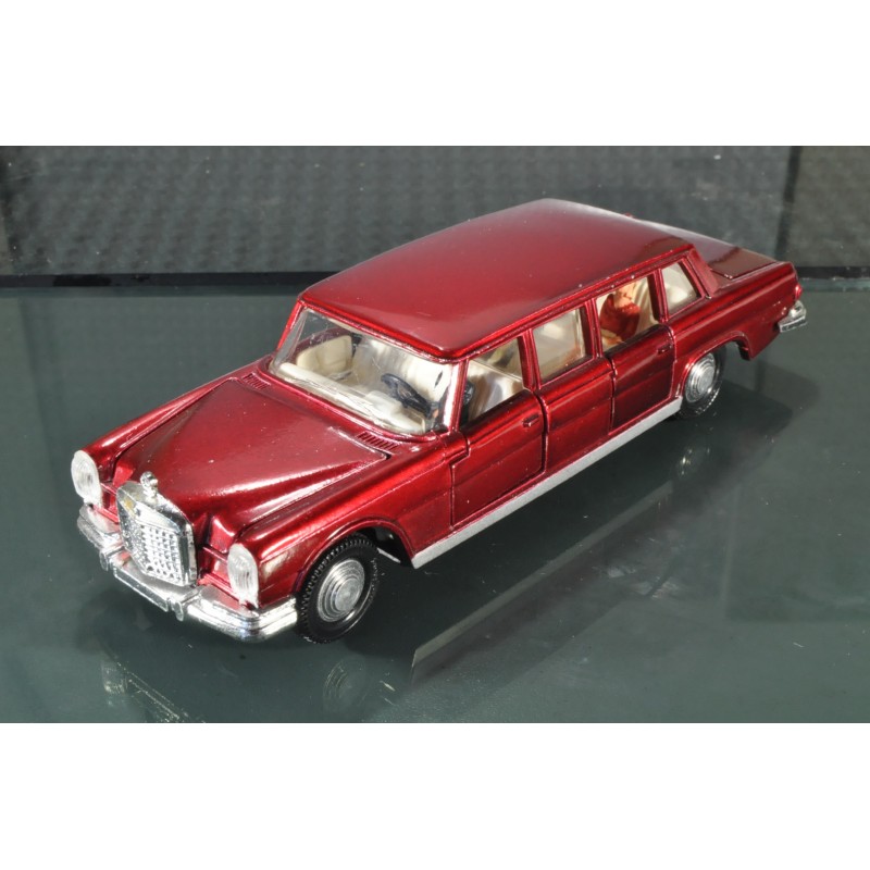 Dinky Toys GB 128 Mercedes-Benz 600 Limousine - rouge metallique