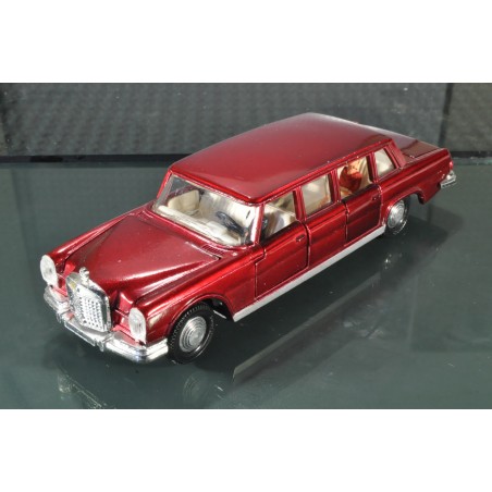 Dinky Toys GB 128 Mercedes-Benz 600 Limousine - rouge metallique