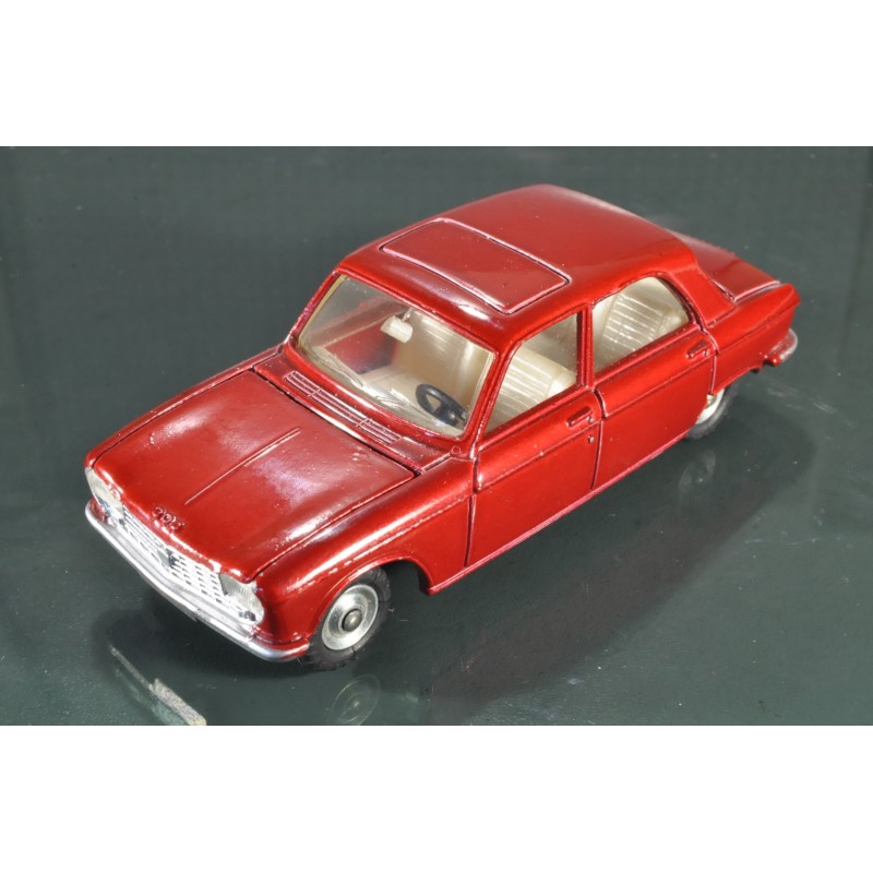 Dinky Toys France 510 1:43 Peugeot 204