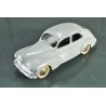 Dinky Toys France 24R Peugeot 203 - gris clair - grande lunette