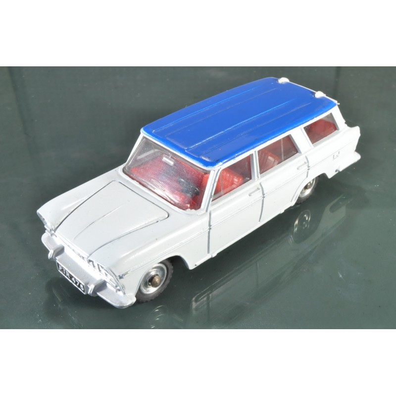 Dinky Toys GB 172 Fiat 2300 Station Wagon