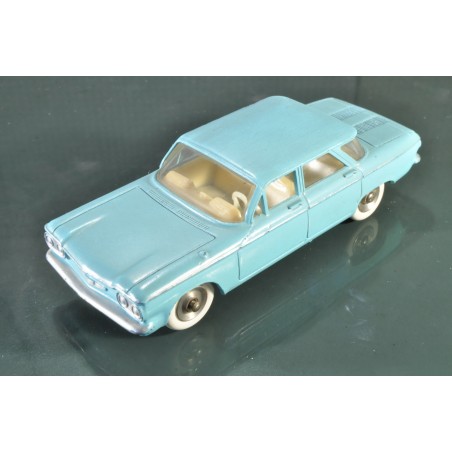 Dinky Toys France 552 1:43 Chevrolet Corvair