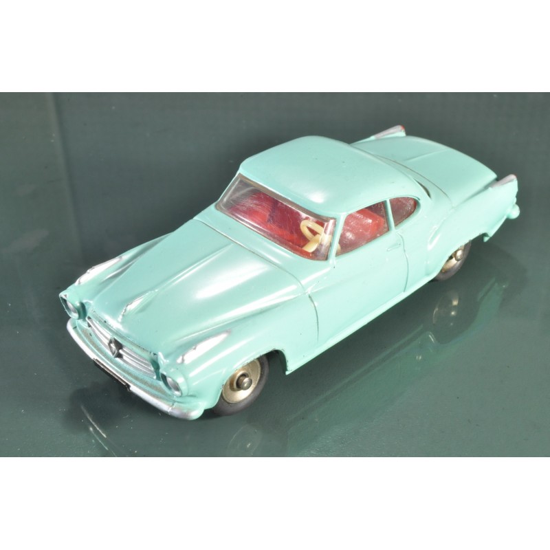 Dinky Toys France 549 1:43 Borgward Isabella