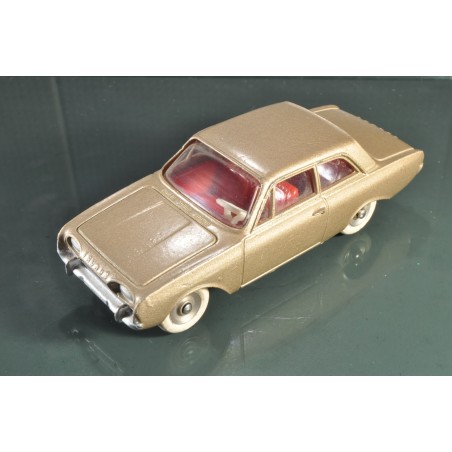 Dinky Toys France 559 1:43 Ford Taunus