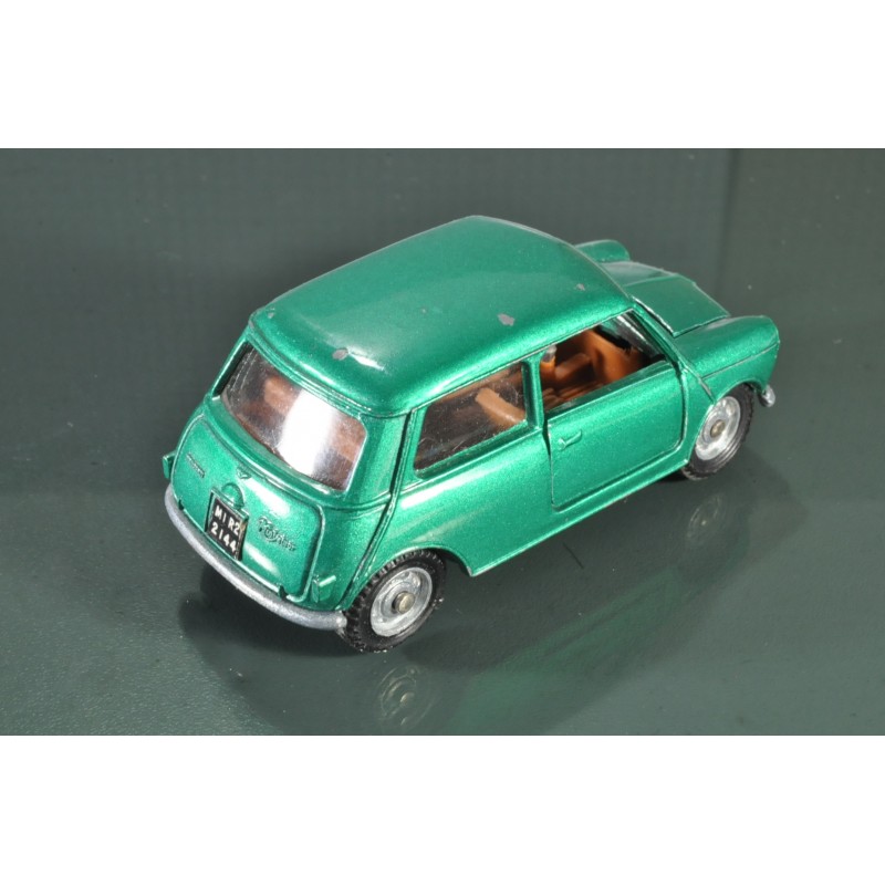 MEBETOYS 　A-28 MINI MINOR INNOCENTI Vintage 1970s Mebetoys A-28 Mini Minor Innocenti Made in